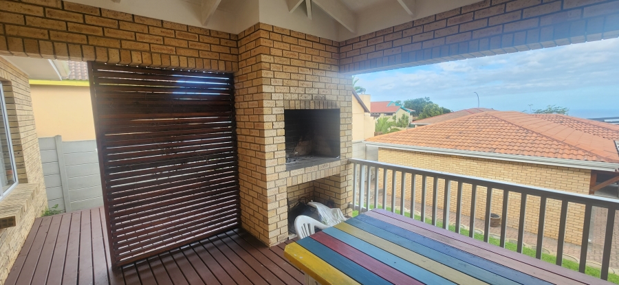 6 Bedroom Property for Sale in Dana Bay Western Cape